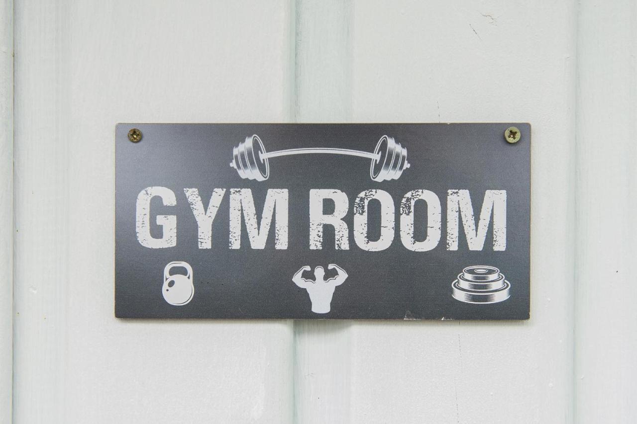 Luxury Super Central Cottage With A Hot Tub/ Gym Portree Extérieur photo