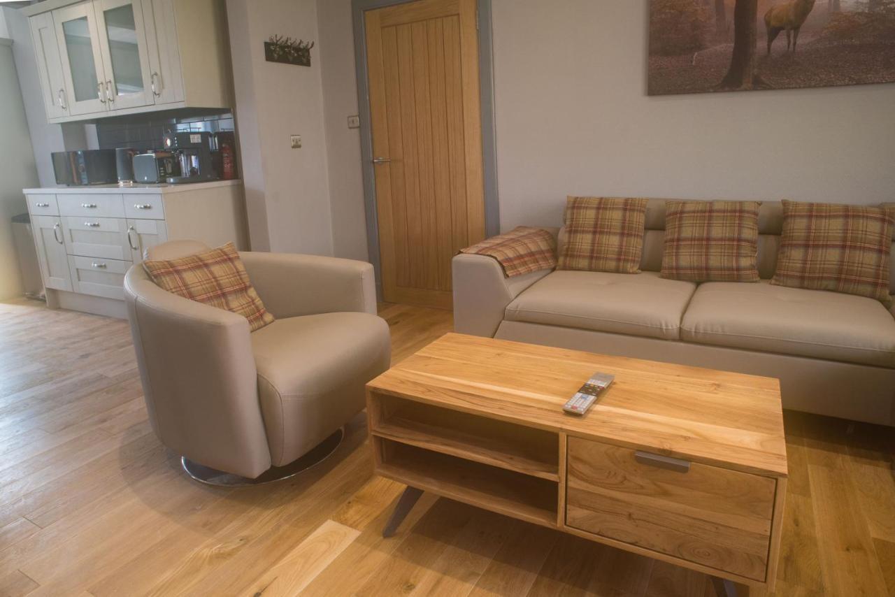 Luxury Super Central Cottage With A Hot Tub/ Gym Portree Extérieur photo